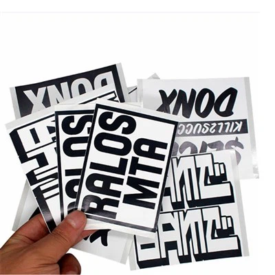 Kreslený tisk nálepky s vaječnou skořápkou